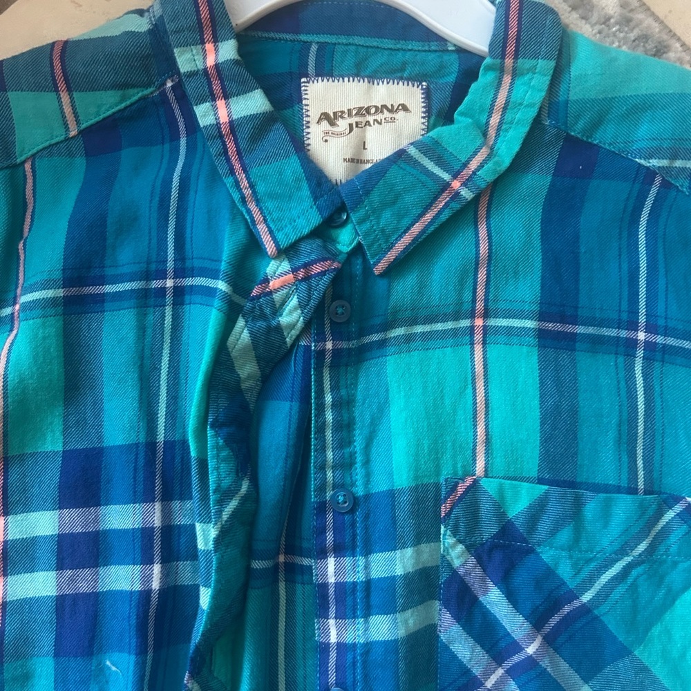 Flannels - Picture 4 of 4
